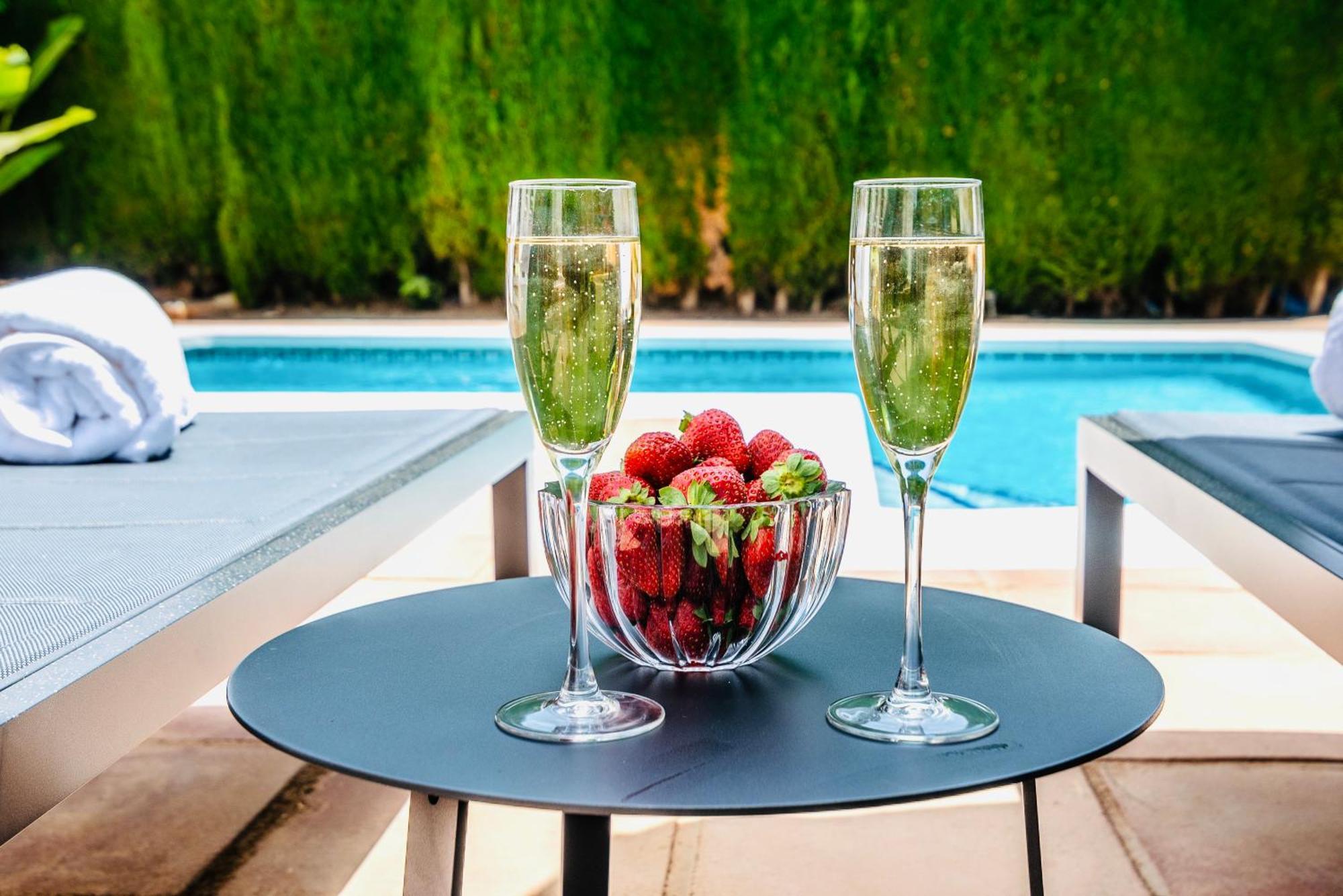 Villa 4 Bedroom In Location - Heating Pool