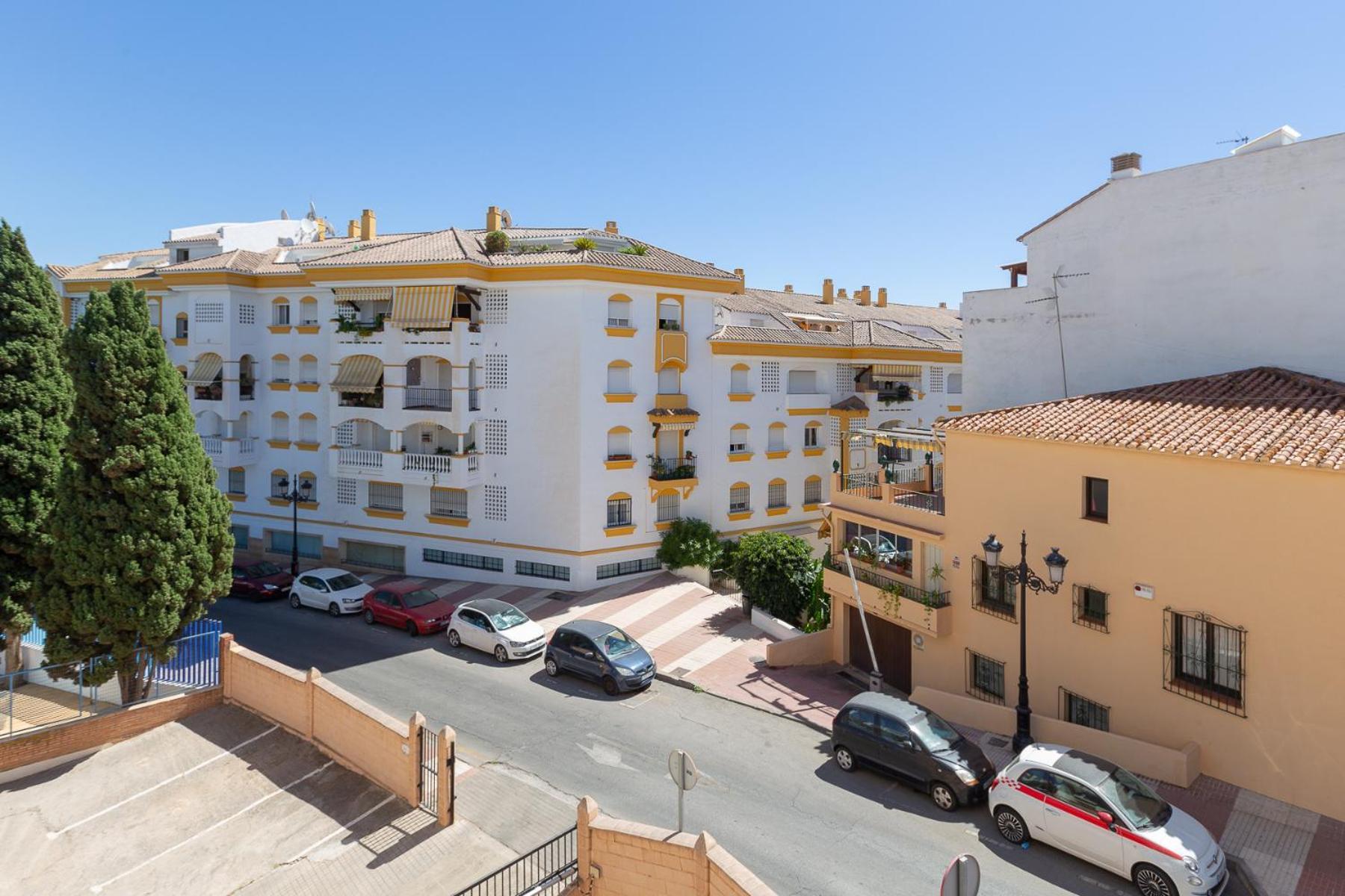 Con Parking En El Centro De * Marbella