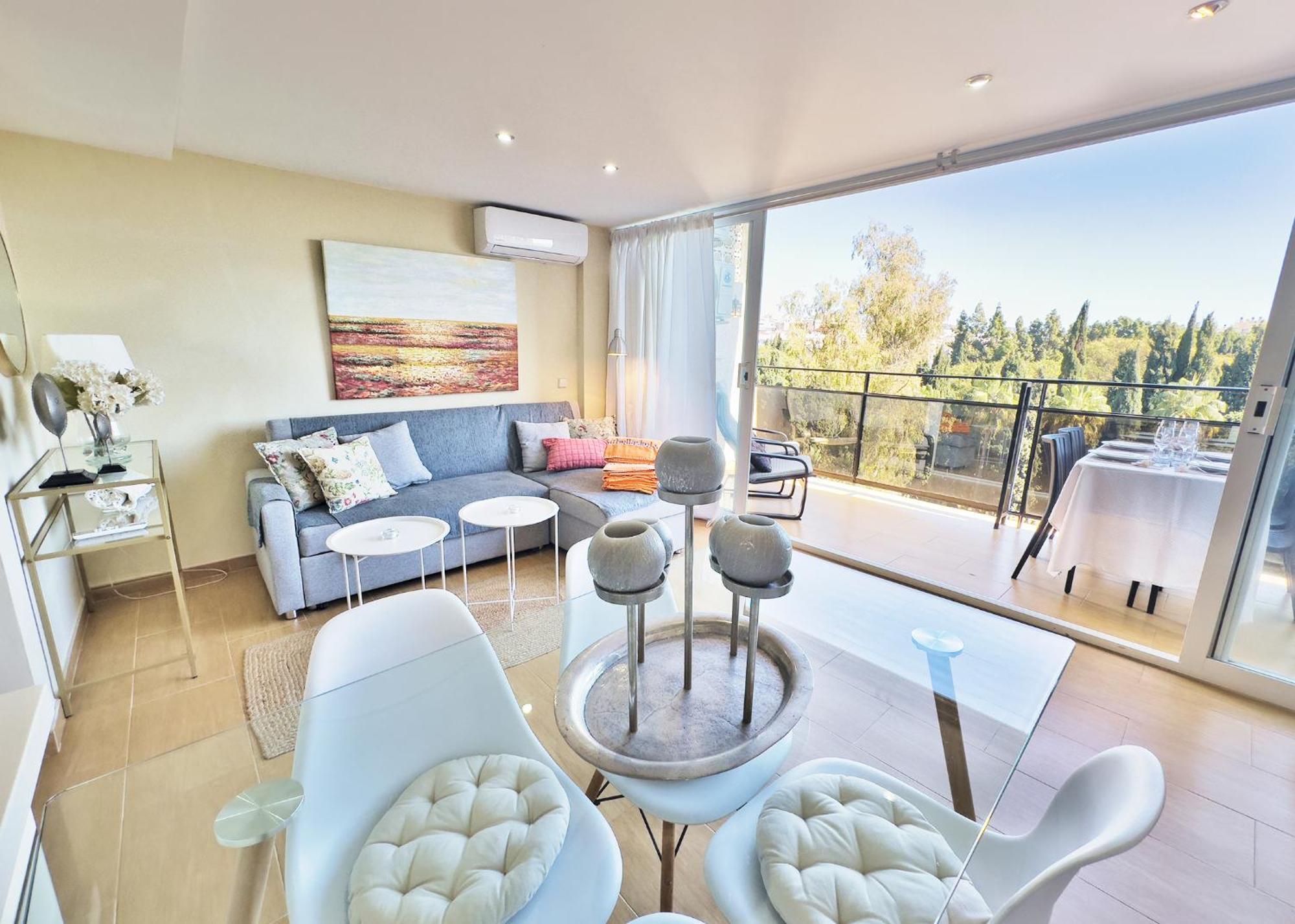 Skol 412. Renovated Two Bedrooms Duplex With Sea View. Apartment *