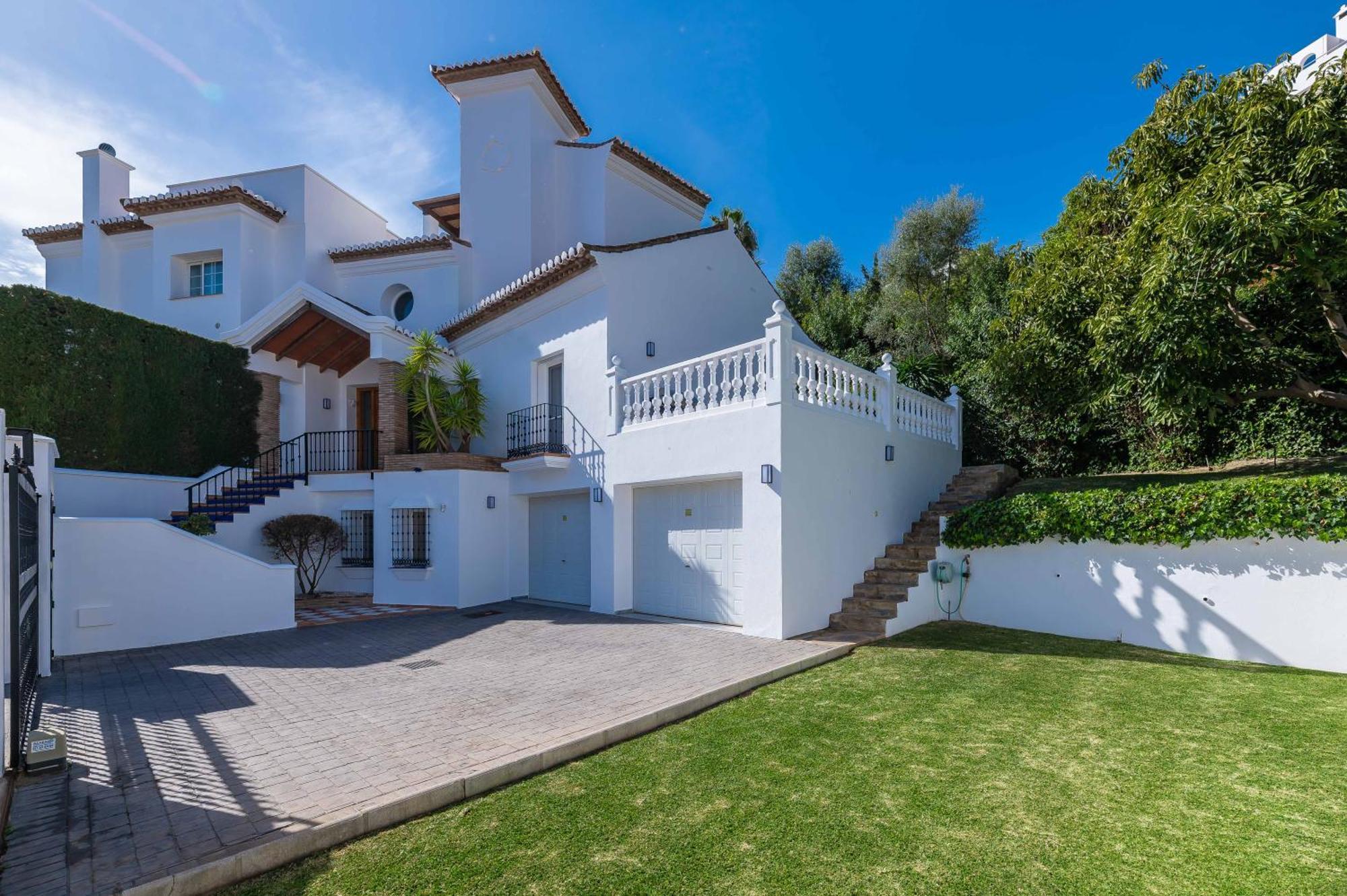 Vacation I Nadal, Private Pool, Lush Garden, Beaches At Your Doorstep Villa