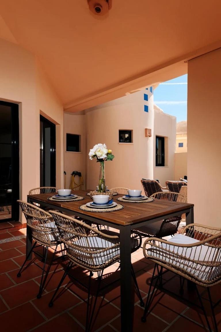 Atico De 4b/4d Mimosas De Banus Marbella