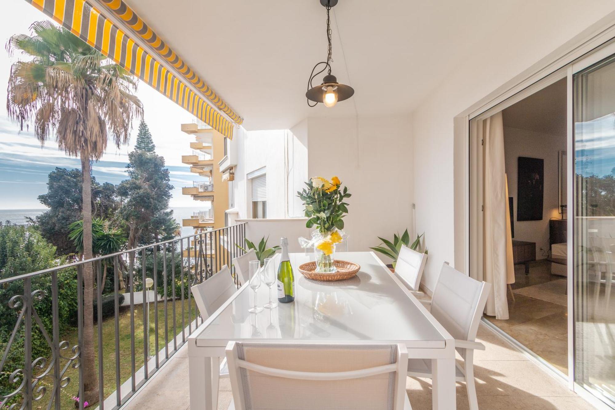 Large Del Mar Apartment Marbella