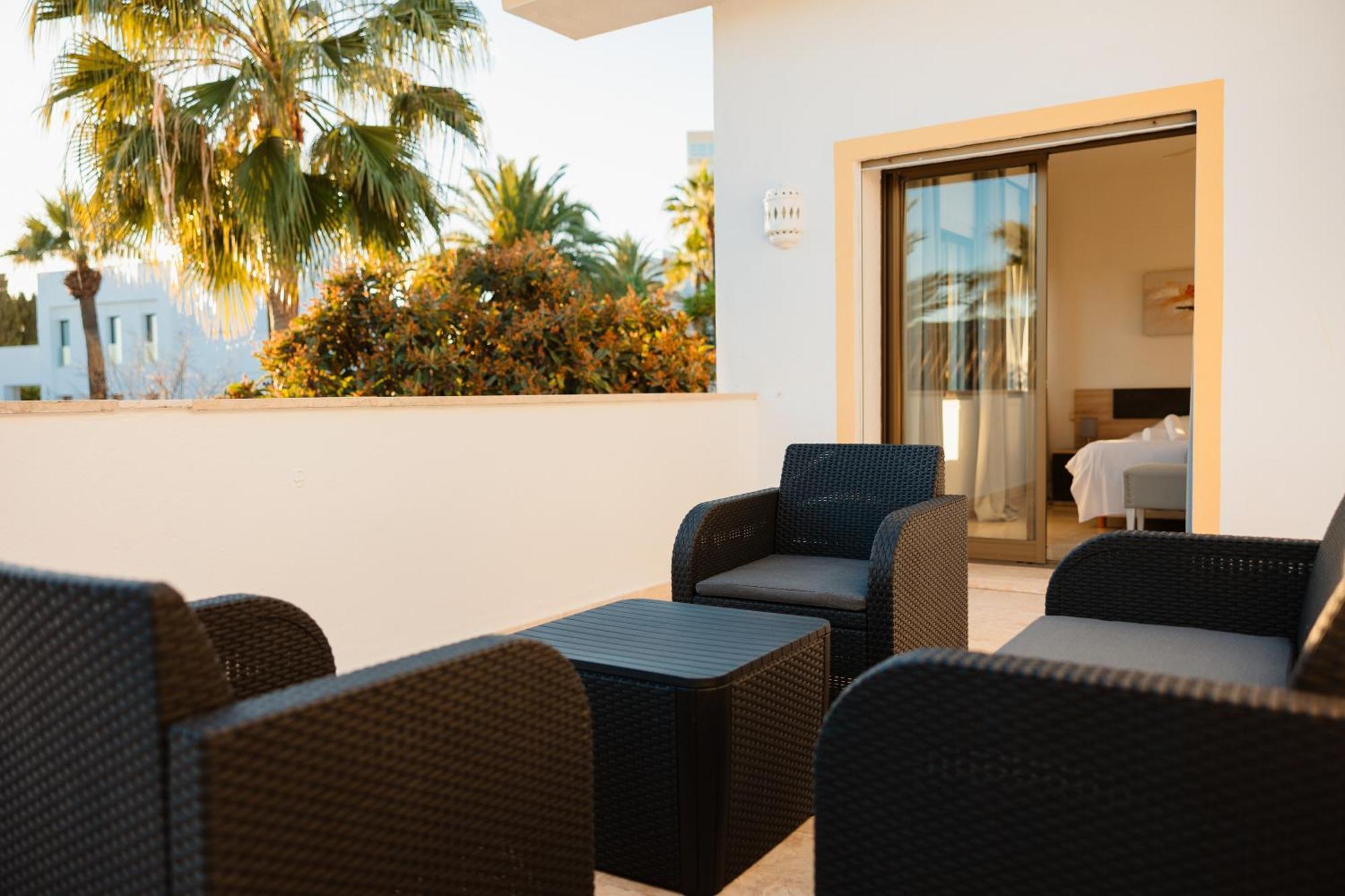 Spacious House With Pool, Garden And Solarium In Las Chapas, Marbella * Marbella