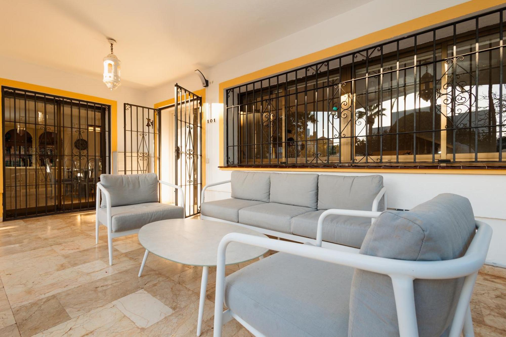 Spacious House With Pool, Garden And Solarium In Las Chapas, Marbella Villa