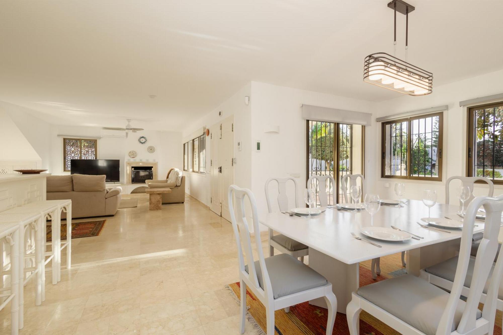 Spacious House With Pool, Garden And Solarium In Las Chapas, Marbella Villa