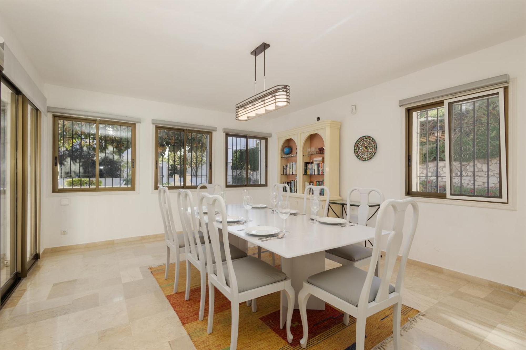 Villa Spacious House With Pool, Garden And Solarium In Las Chapas, Marbella Marbella