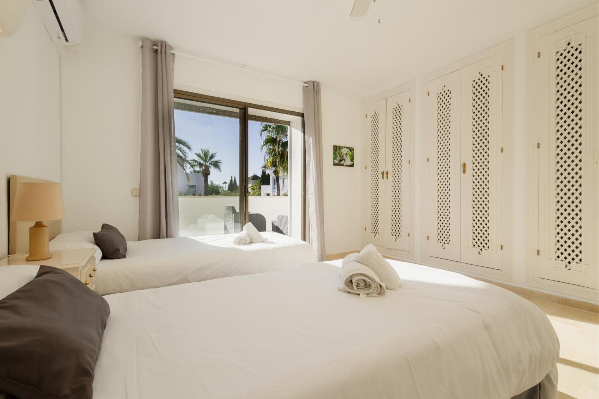 Spacious House With Pool, Garden And Solarium In Las Chapas, Marbella Villa *