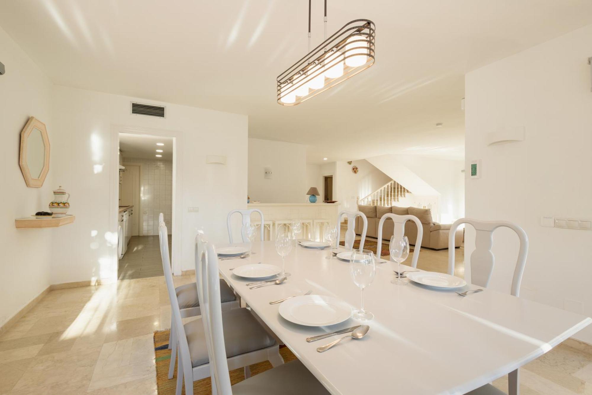 Spacious House With Pool, Garden And Solarium In Las Chapas, Marbella Marbella