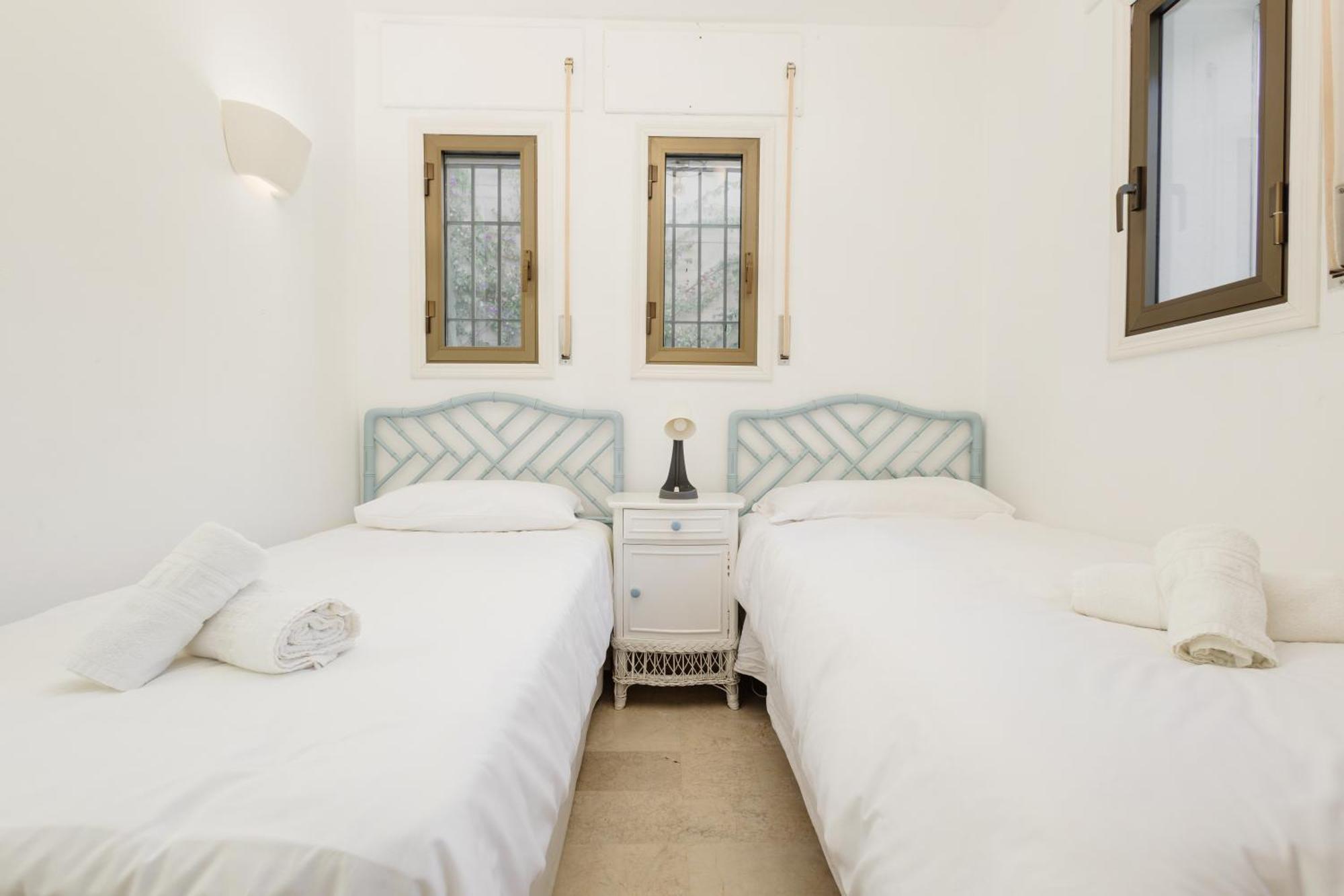 Spacious House With Pool, Garden And Solarium In Las Chapas, Marbella Marbella