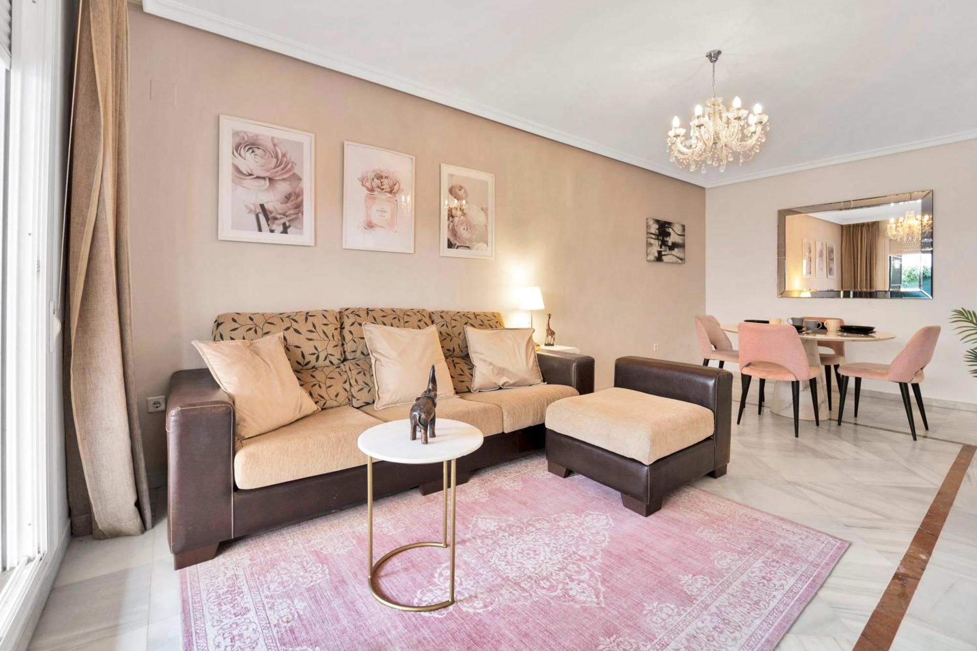 Appartement Con Enorme Terraza En Complejo Con Piscina En Nueva Andalucia - Lorcrimar *