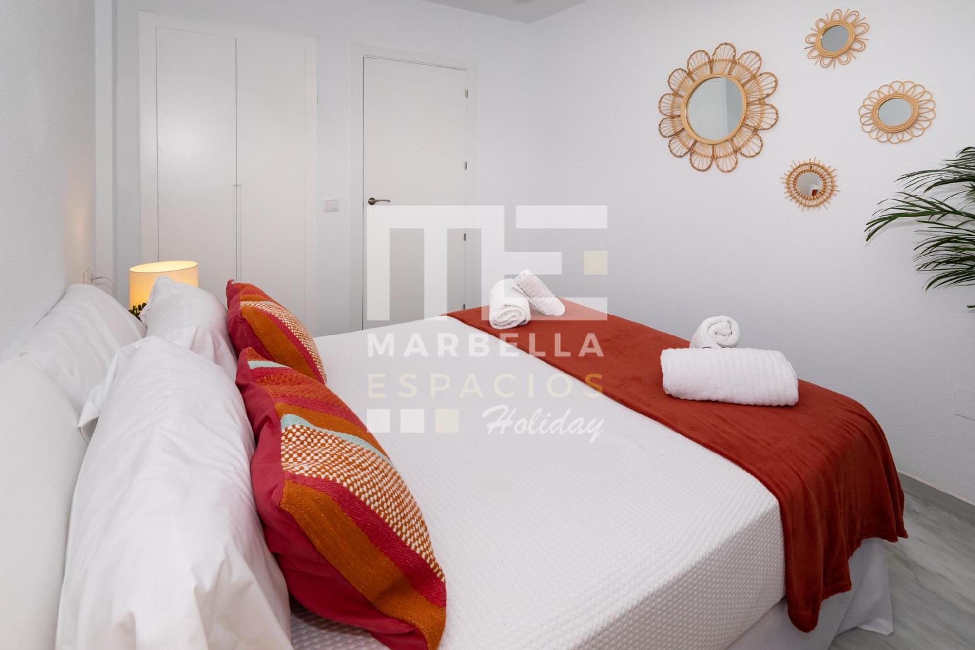 Town House 3 Beds In The Center Of