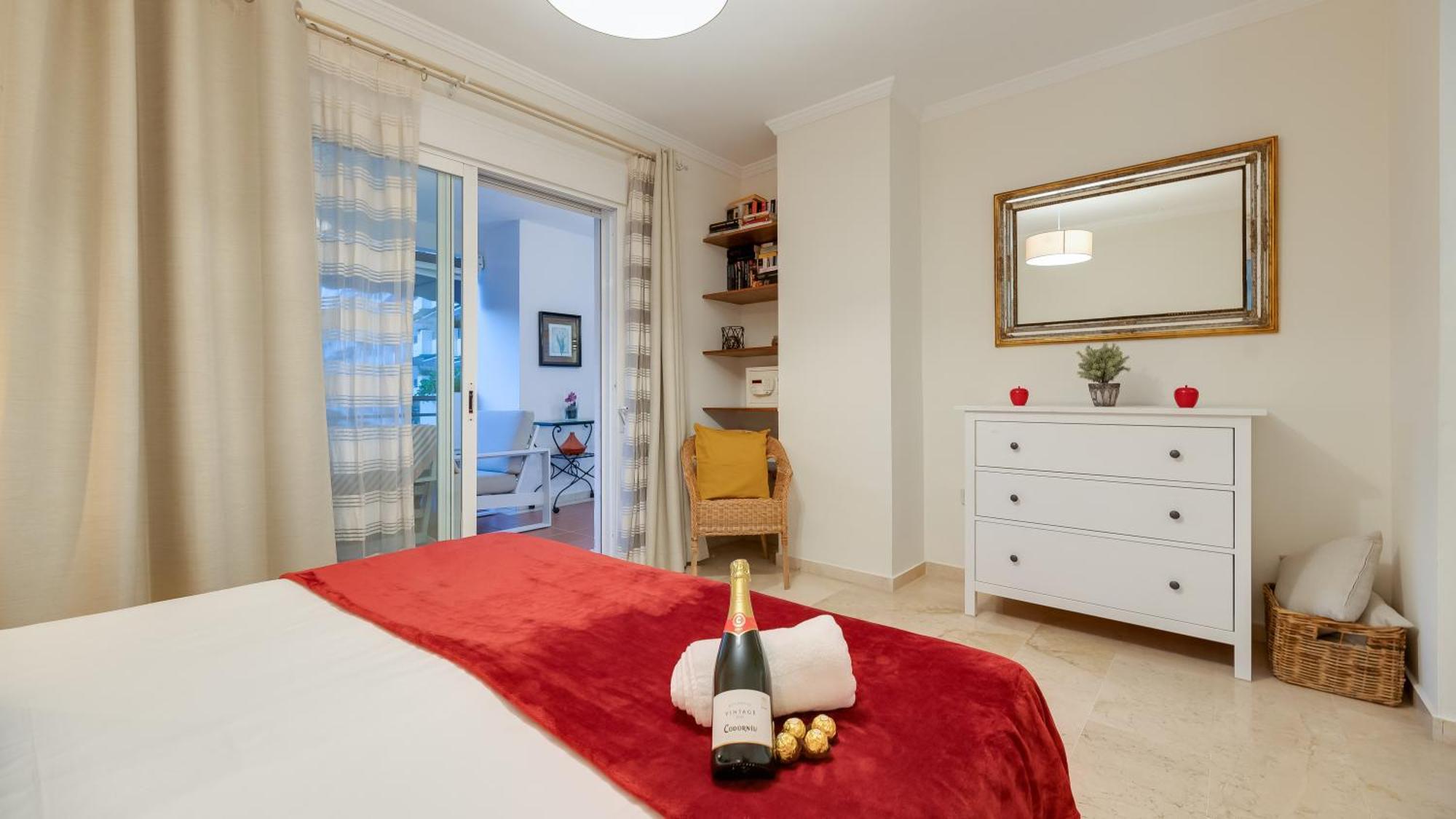 Urban Exclusivity At Puerto Banus Appartement Marbella