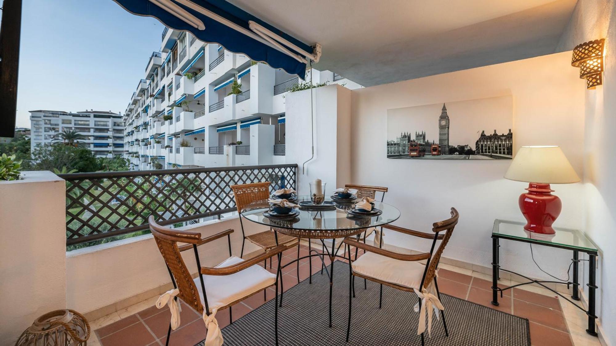 Urban Exclusivity At Puerto Banus
