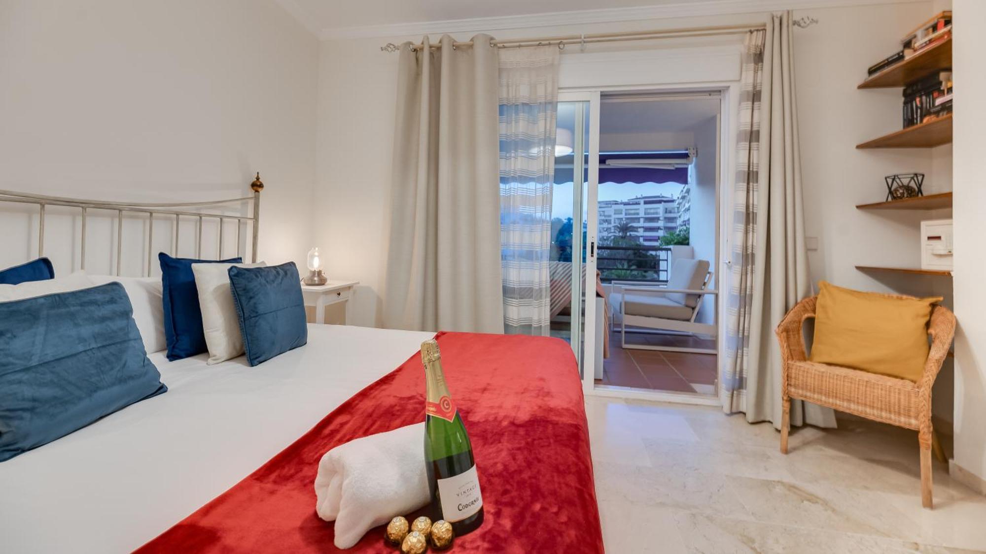 Urban Exclusivity At Puerto Banus * Marbella
