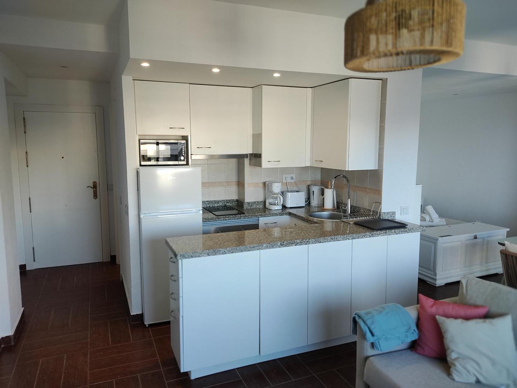Apartamento En Primera Linea De Playa B Centro De Marbella