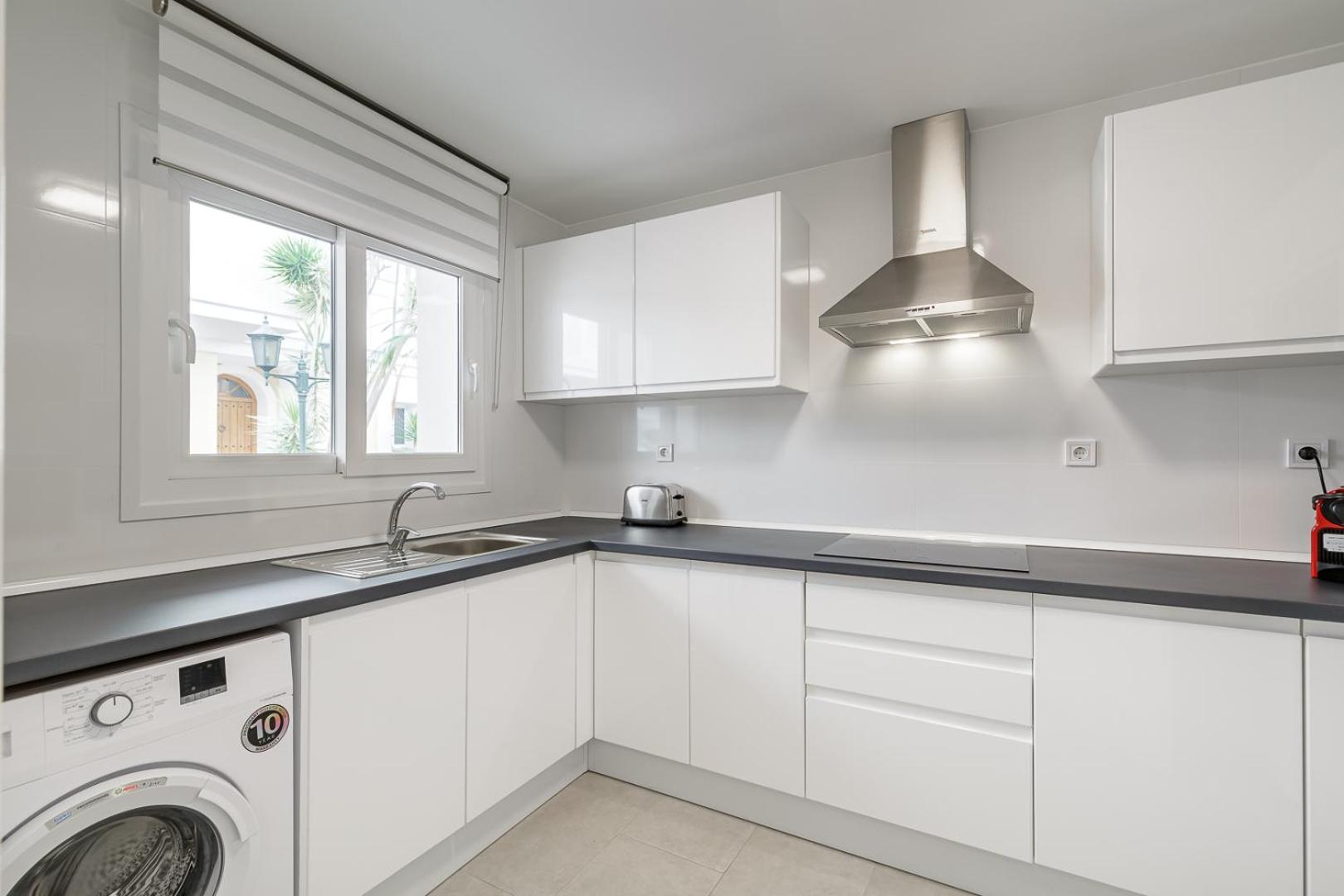 Spacious 2 Bed Duplex In Aloha Gardens Close To Puerto Banus Apartment