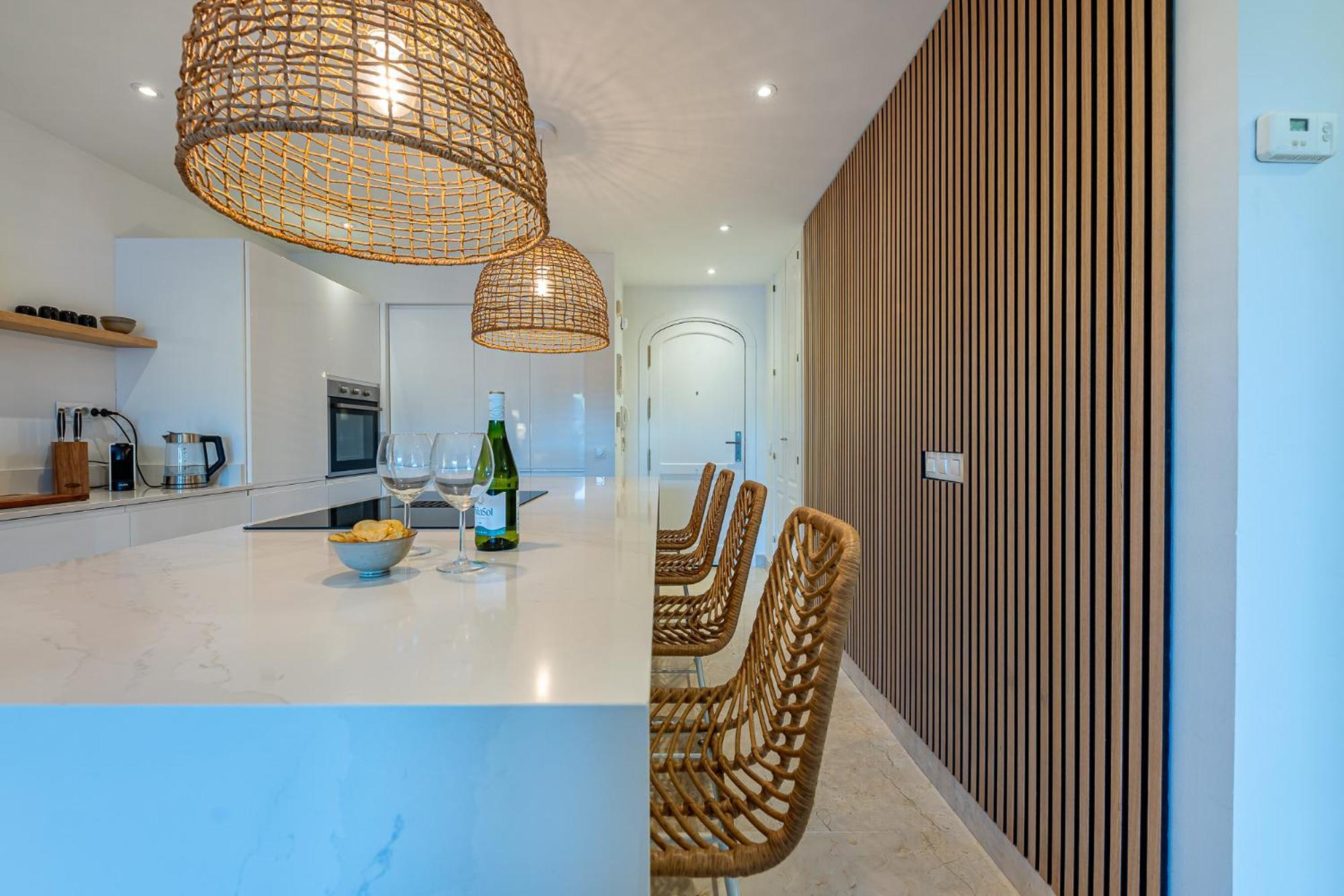 Appartement Casa Joy Elviria, Ibiza Style With 70 Sqm Terrace