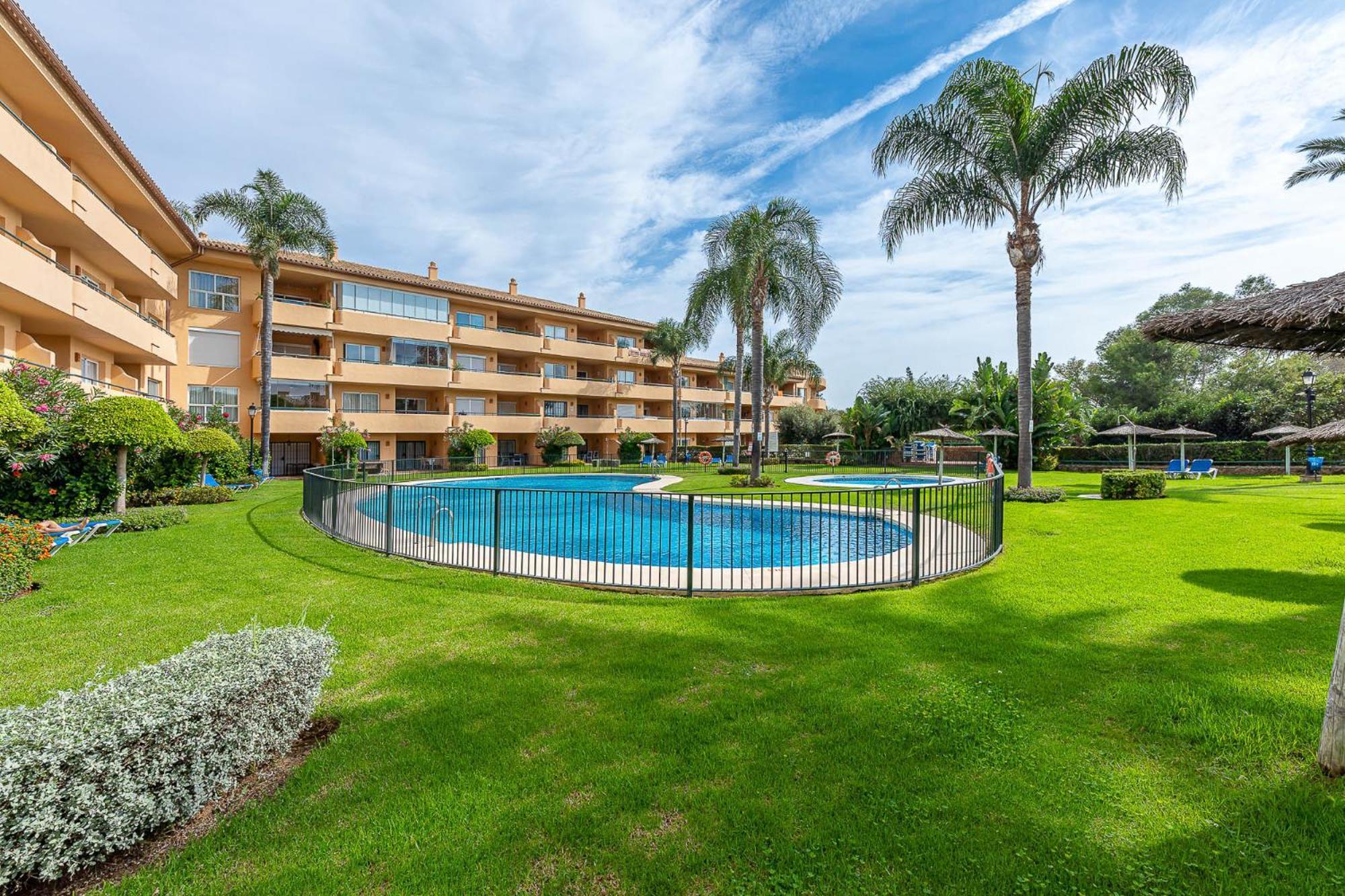 Casa Joy Elviria, Ibiza Style With 70 Sqm Terrace Appartement *
