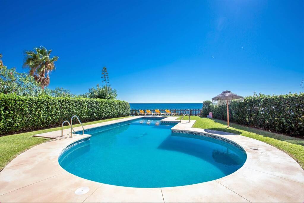 Dunas De - Beachfront 3 Bed * Marbella