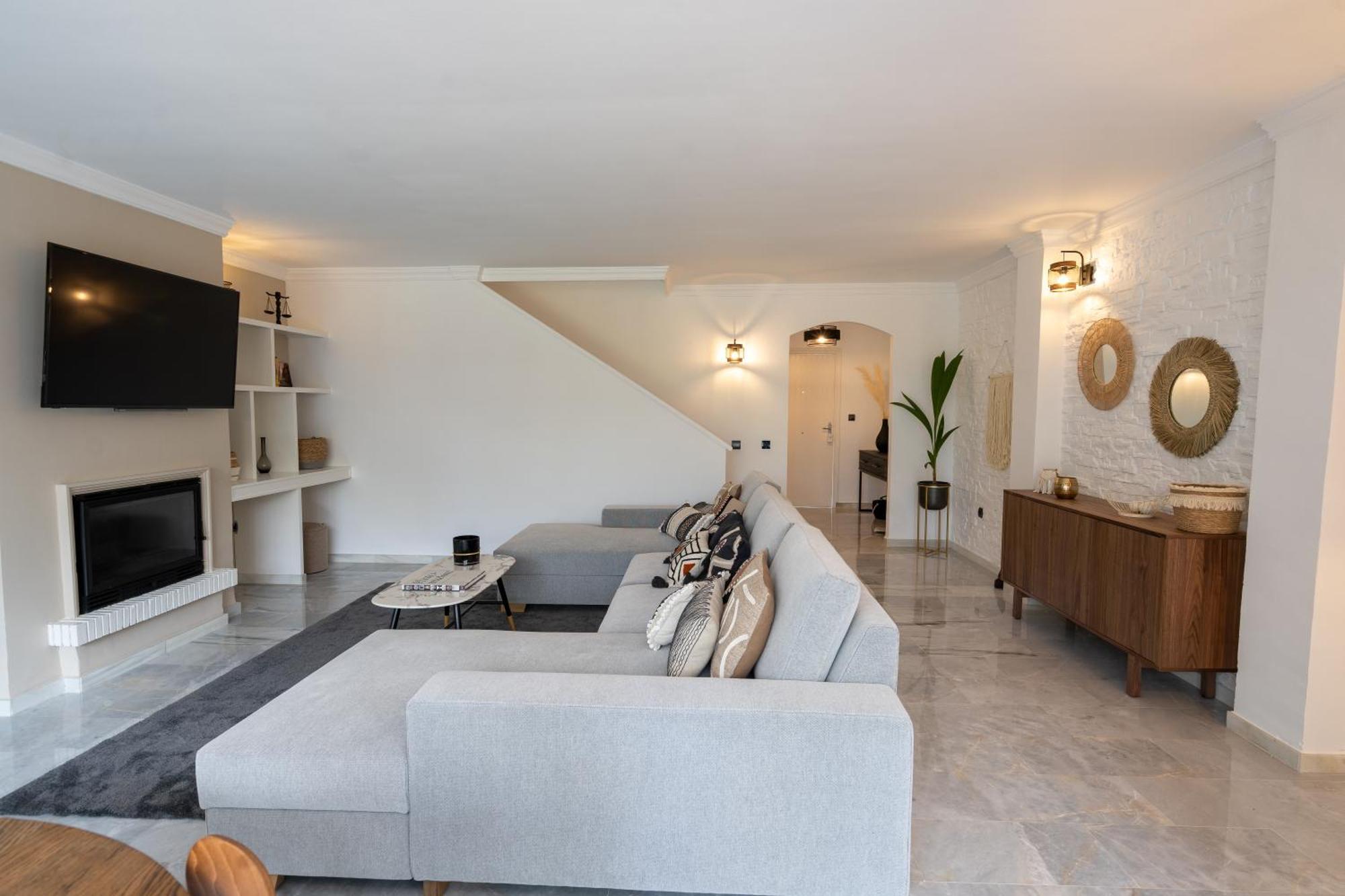 Luxury Townhouse Capricho Golden Mile *