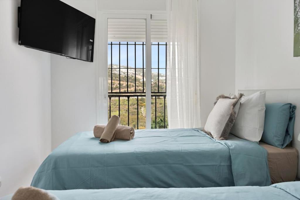 Adosado Con Solarium Y Piscina En - Vistamar 16 * Marbella
