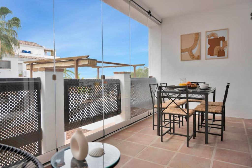 Adosado Con Solarium Y Piscina En - Vistamar 16 Apartment Marbella