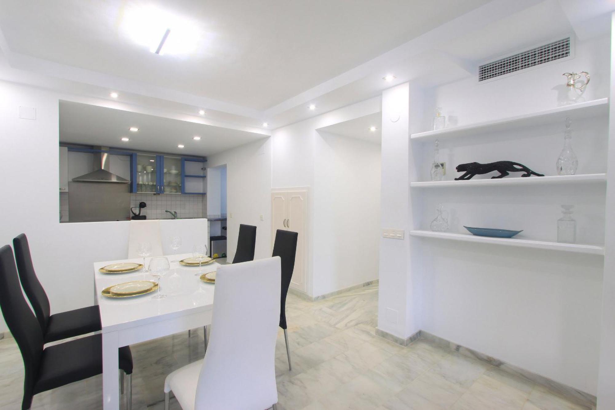 1080 Beachfront Penthouse 3 Floors Jacuzzi 2 Pools Wifi Roof Terrace Apartamento Marbella