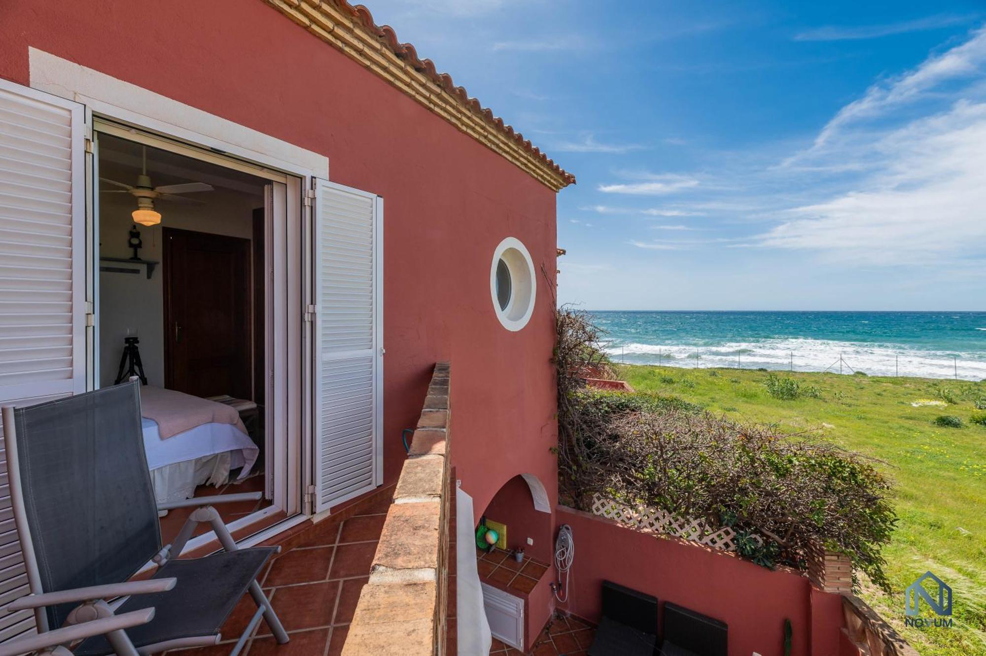 Dunas De - Beachfront 3 Bed * Marbella