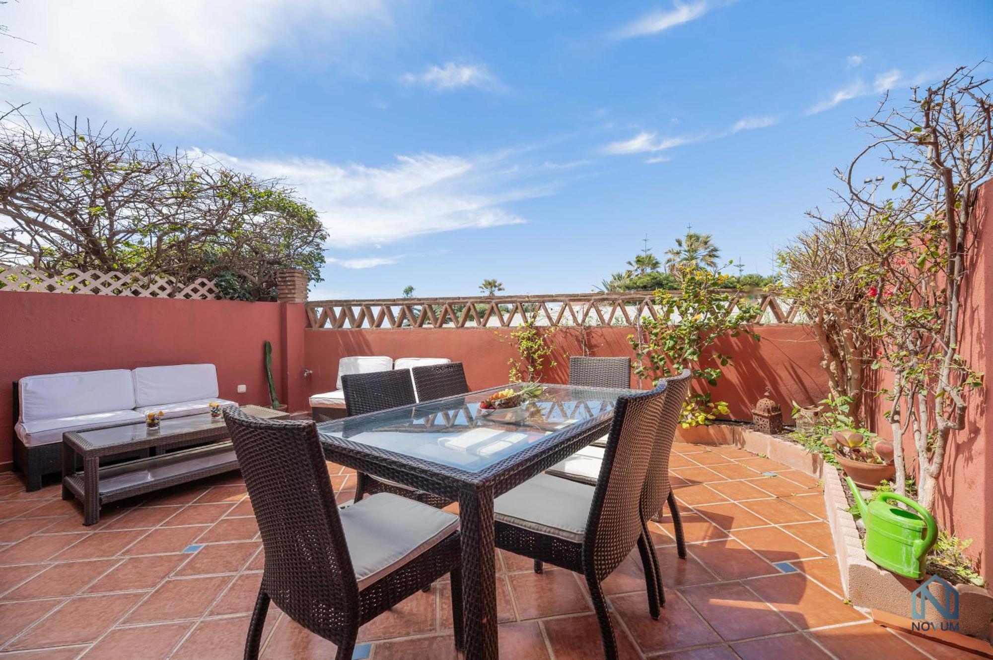 Apartment Dunas De - Beachfront 3 Bed Marbella