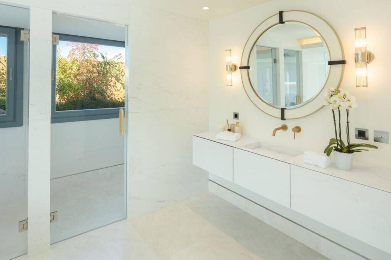 Paris 7 Bedroom In Holiday home