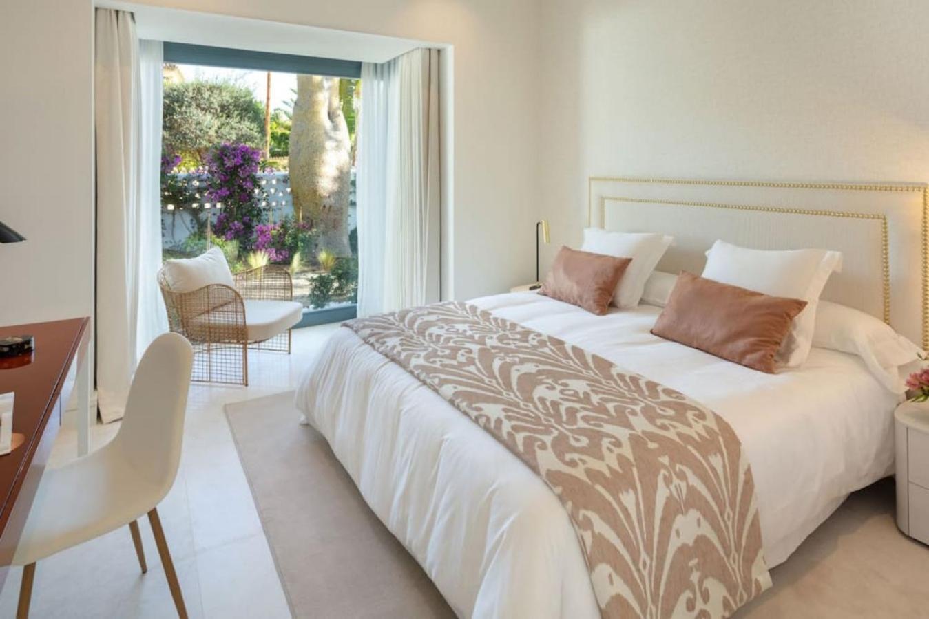 Paris 7 Bedroom In Holiday home