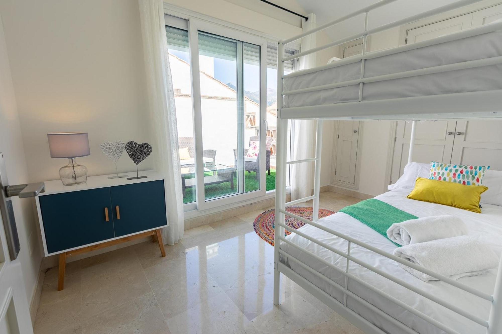 Vacation Marbella: Beachfront Duplex Penthouse With Sea View & Jacuzzi Marbella