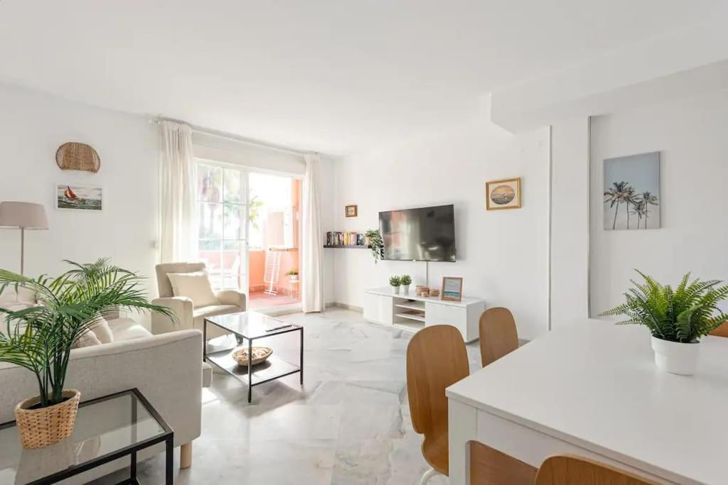 Alvarito Playa Front Marbella