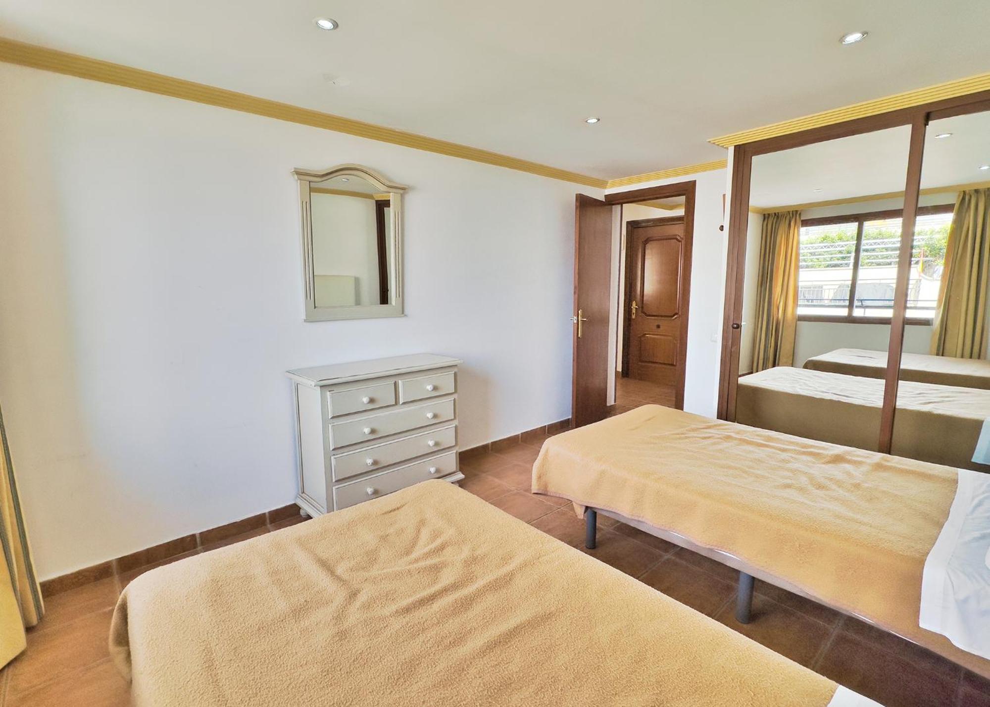 Apartment Mediterraneo 801. Super One-bedroom With Great Sea Views. Marbella