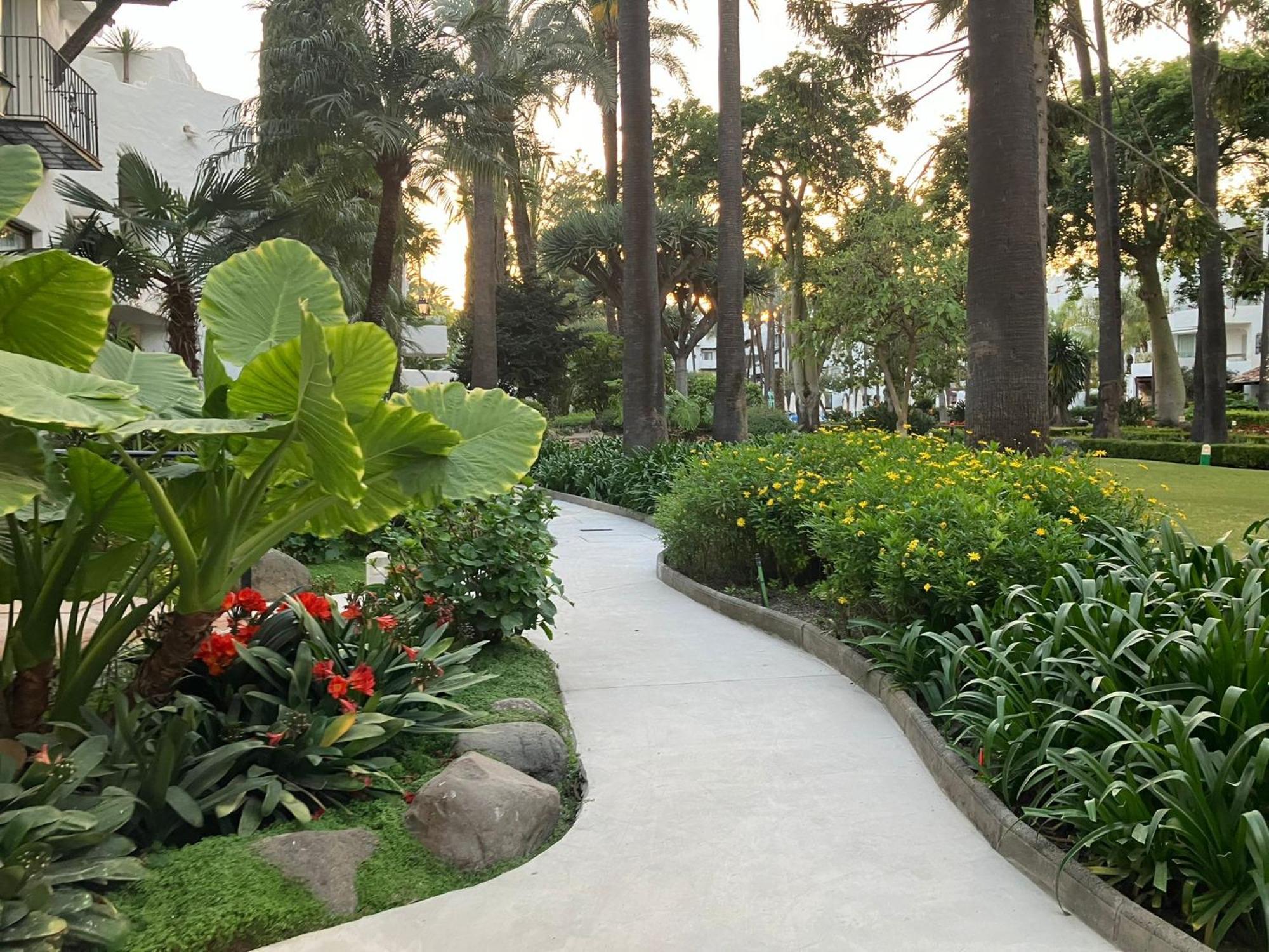 Apartamento Urb, La Alcazaba 614 Y 642 Banus Marbella