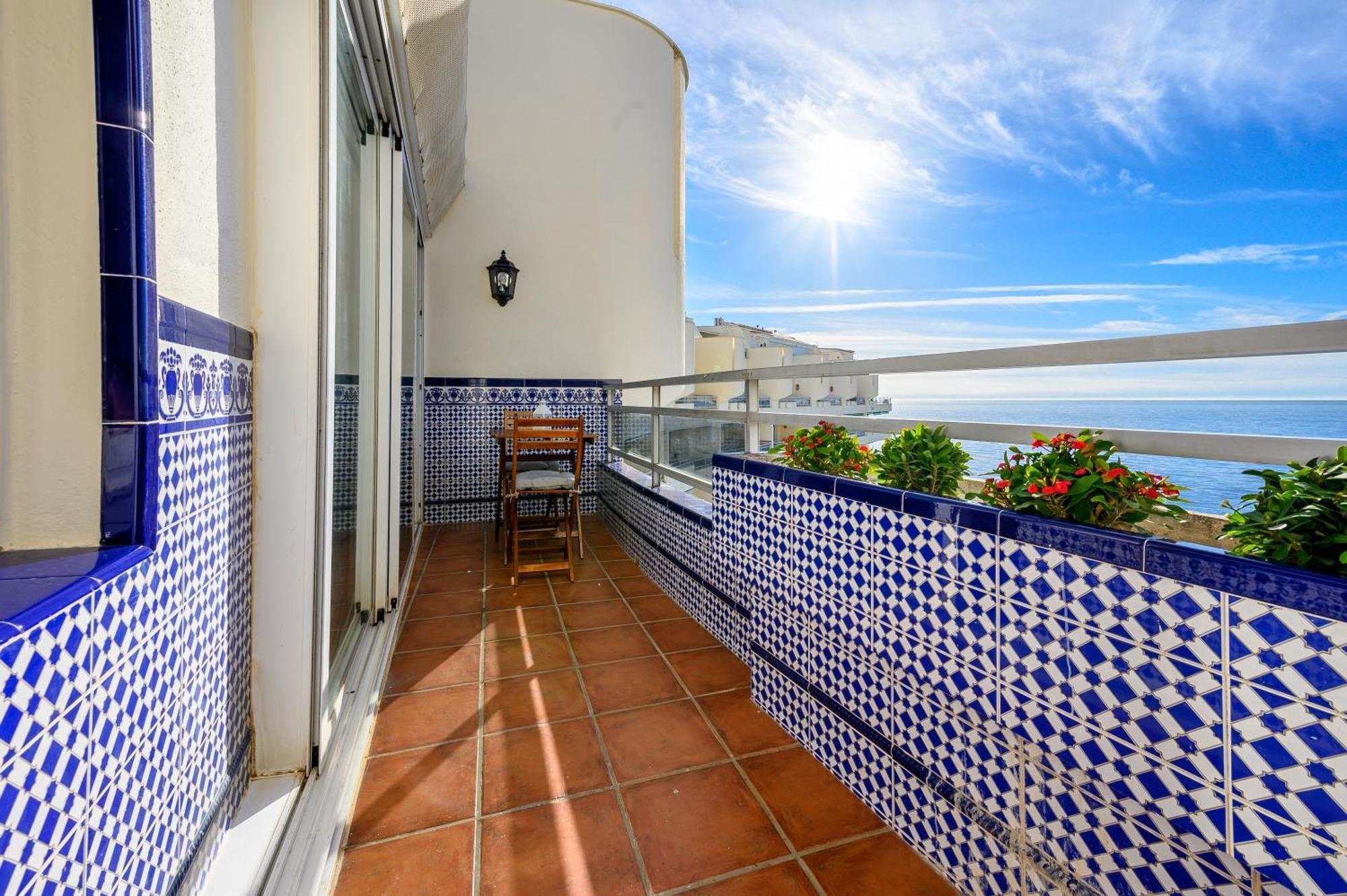 Imperator Sea Views * Marbella