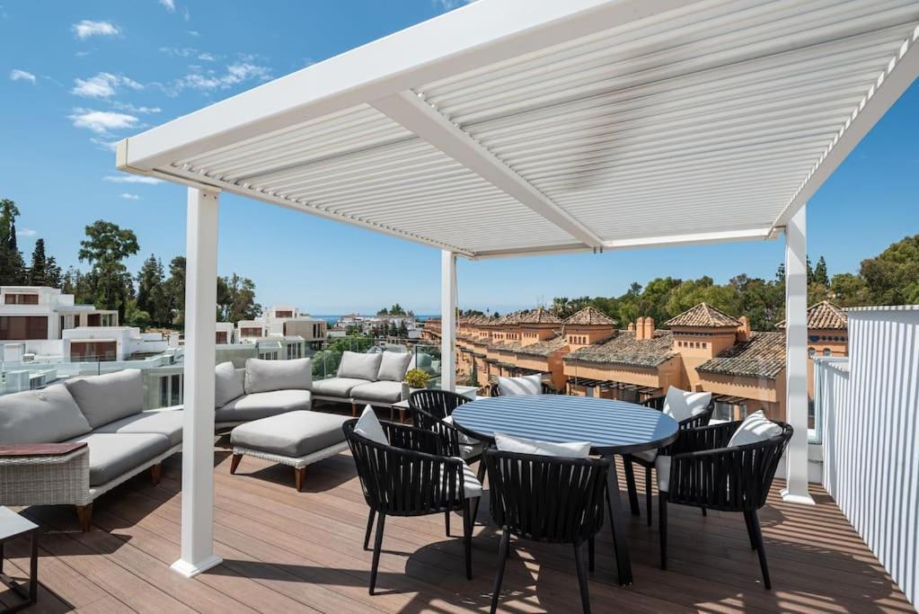 Apartment Puente Premium Rooftop & Garden