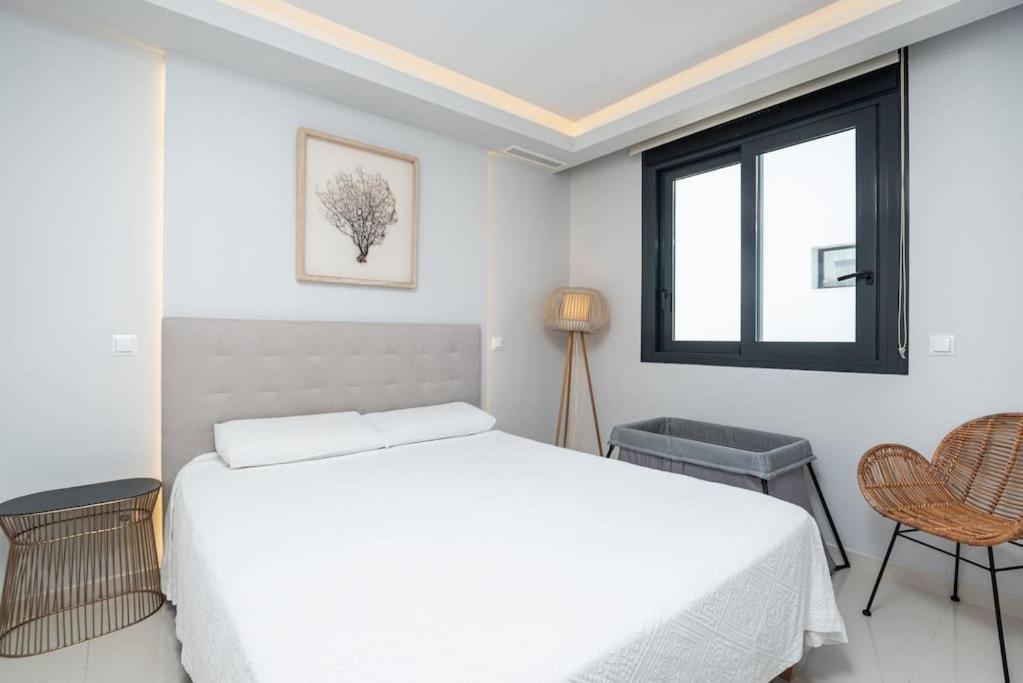 Puente Premium Rooftop & Garden Apartment Marbella