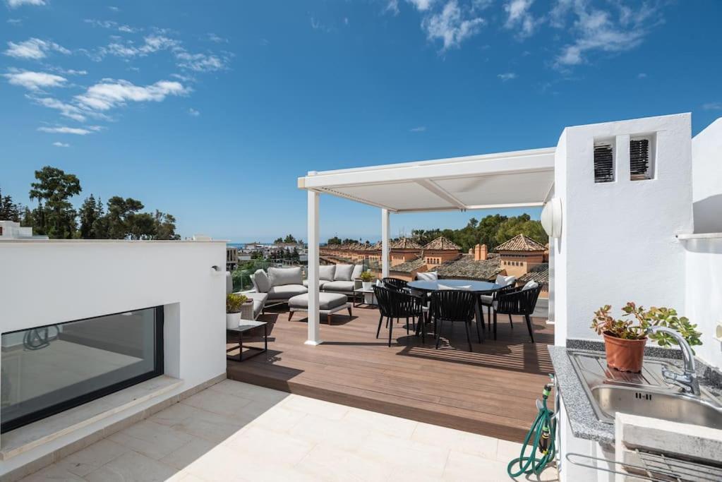 Puente Premium Rooftop & Garden Marbella