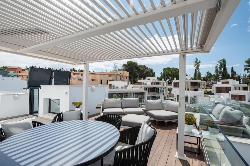 Apartment Puente Premium Rooftop & Garden
