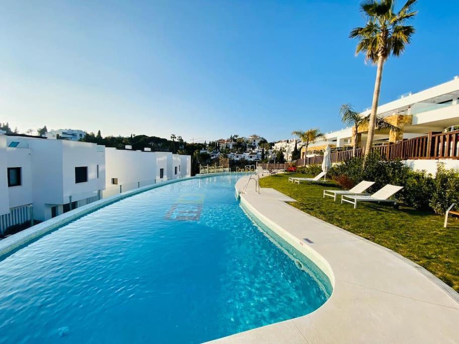 Apartment Puente Premium Rooftop & Garden *