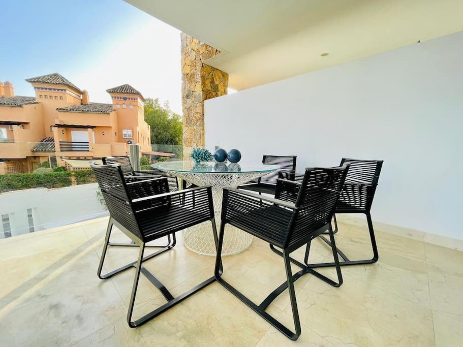 Puente Premium Rooftop & Garden