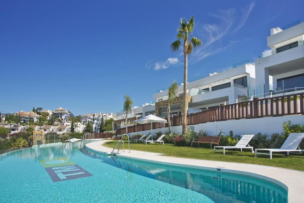 Apartment Puente Premium Rooftop & Garden