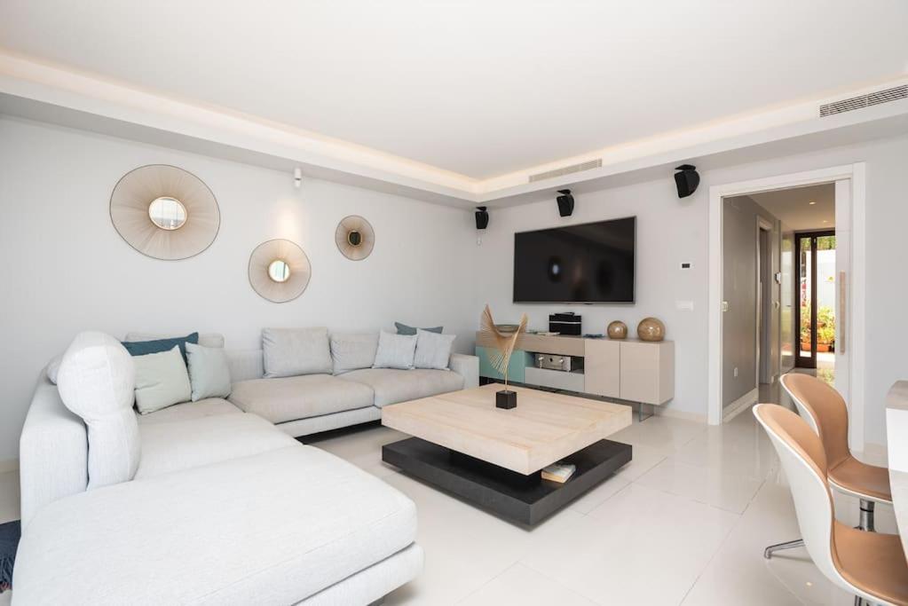 Puente Premium Rooftop & Garden Apartment