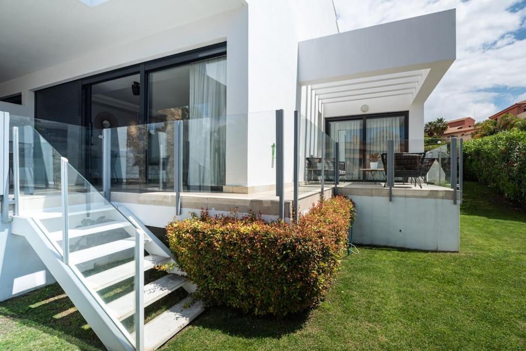Apartment Puente Premium Rooftop & Garden