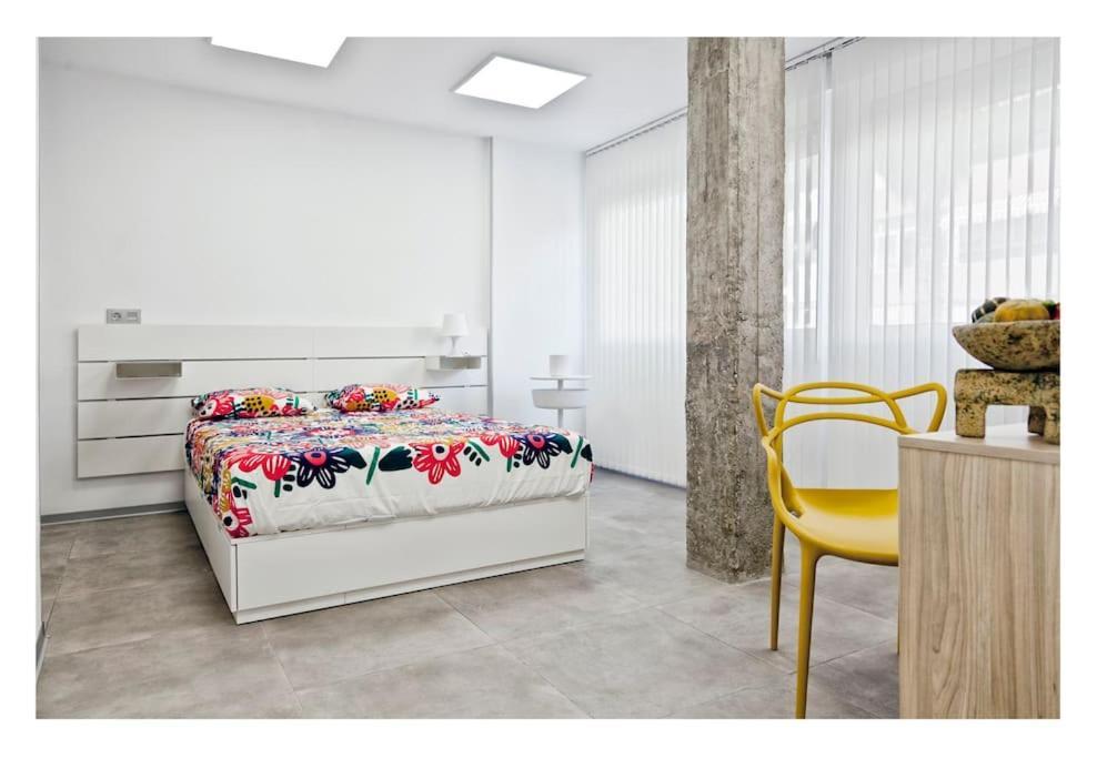 Centro-playa Del Faro Apartment *