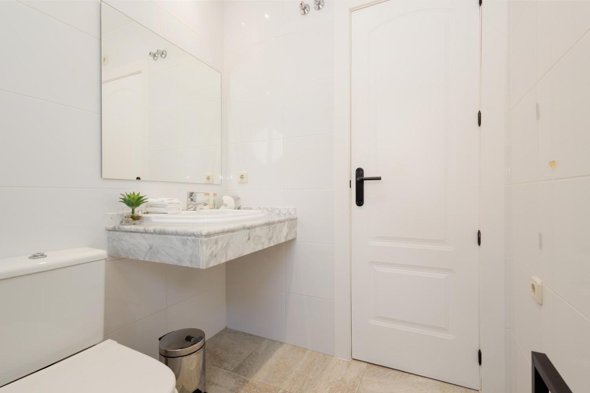 Ferienhaus Townhouse In First Line Beach, Bahia De Marbella,