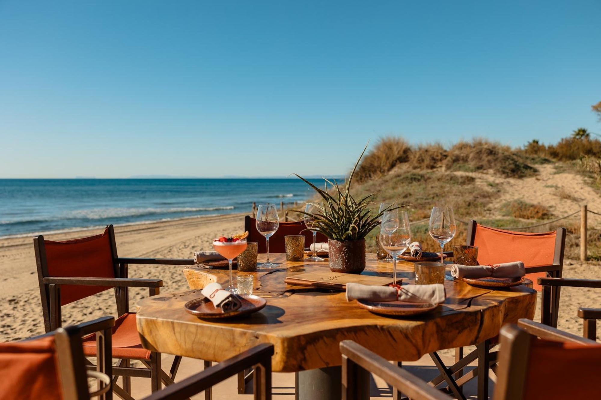 Ferienhaus Townhouse In First Line Beach, Bahia De Marbella,