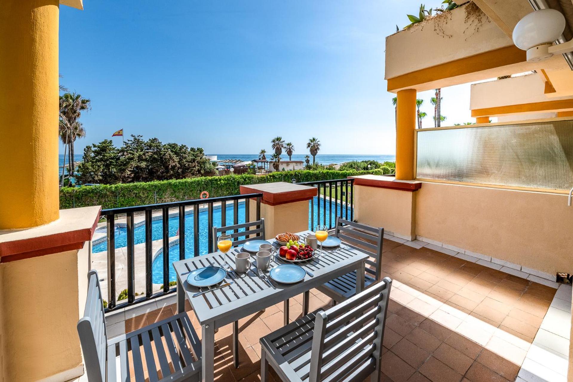 Oleholidays 1111 Romana Playa Vistas Al Mar Marbella