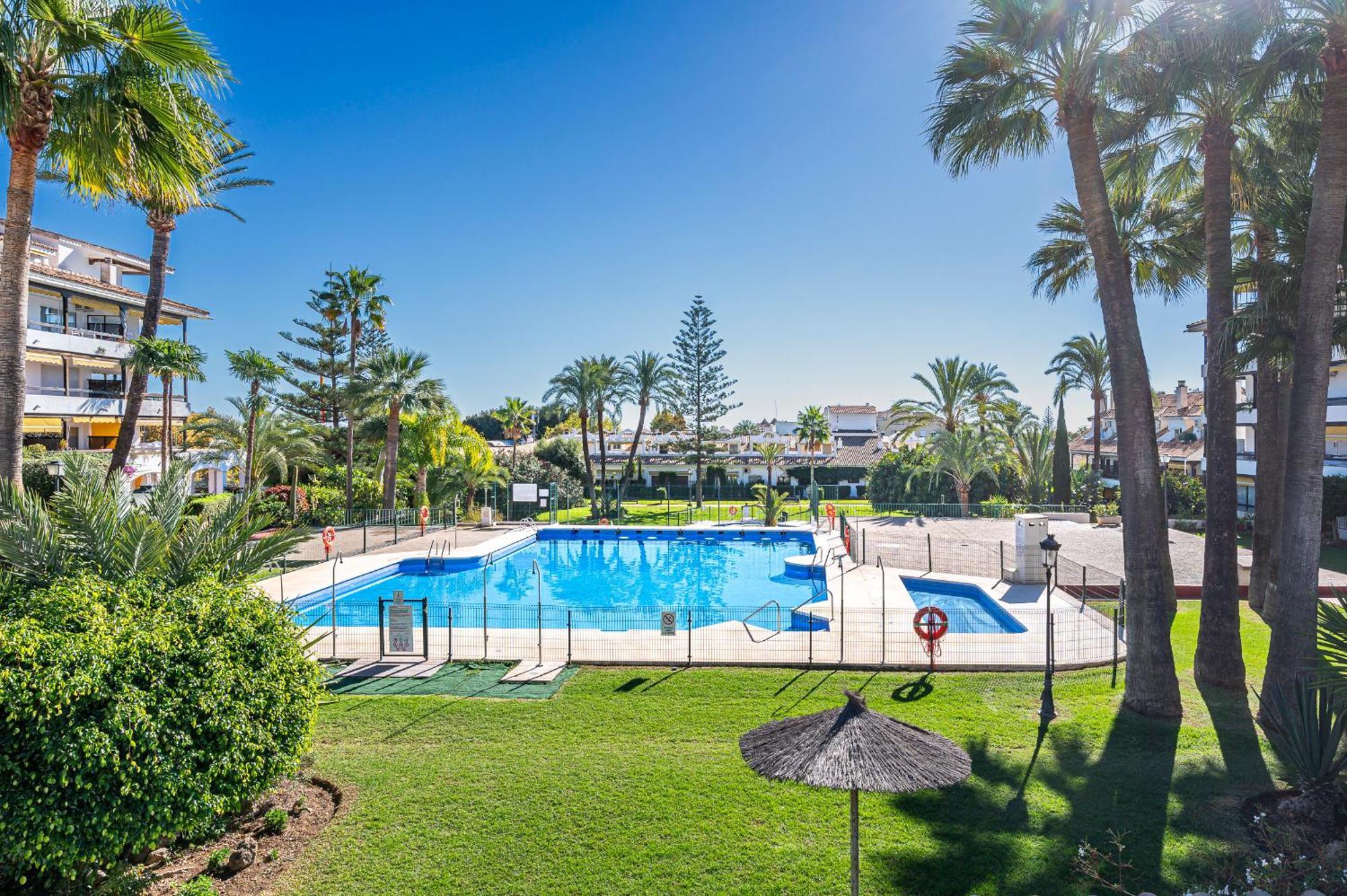 Apartamento En Milla De Oro A 5 Min Andando De La Playa